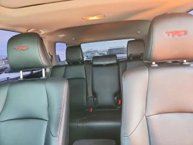 Toyota 4runner 4.0l Trd Off-Road Premium, снимка 10