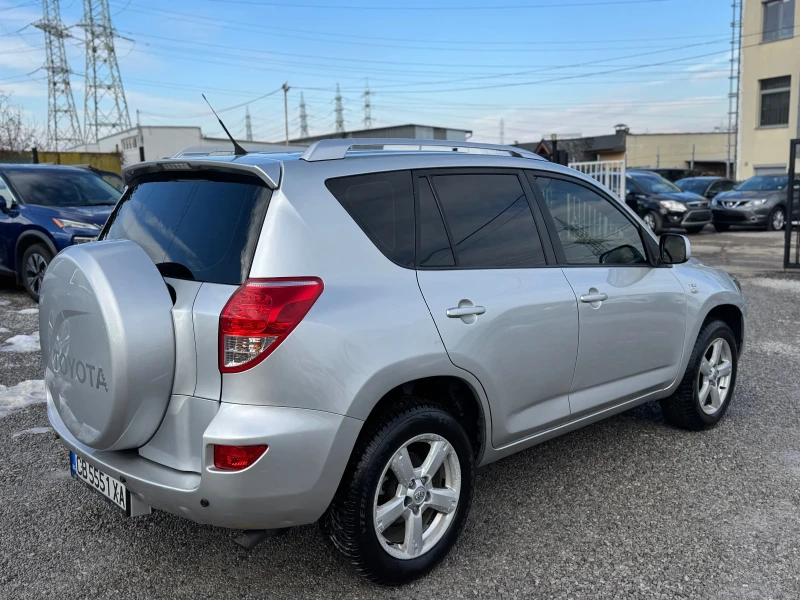 Toyota Rav4 D4D, снимка 5 - Автомобили и джипове - 48968731