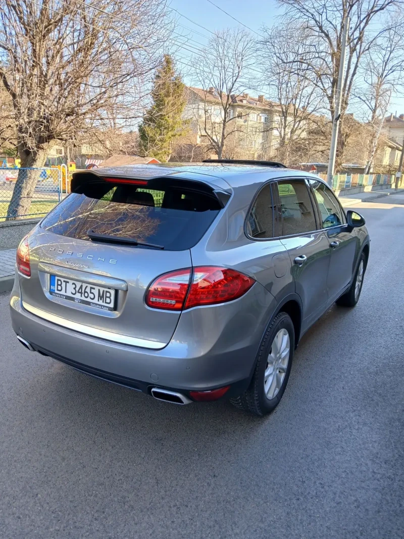 Porsche Cayenne 3.0D 8 СКОРОСТИ ЗИМНИ ГУМИ ЛИЗИНГ , снимка 3 - Автомобили и джипове - 49123609