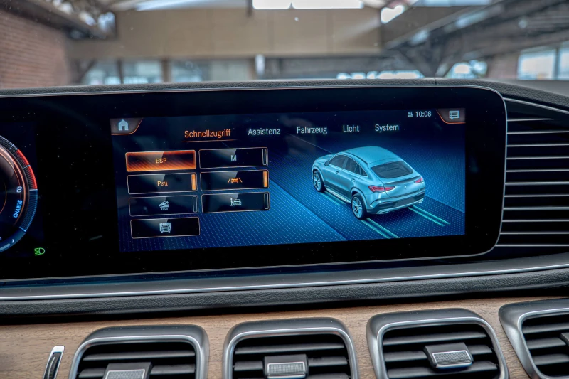 Mercedes-Benz GLE 350 e/AMG/Coupe/4Matic/Burmester/Камера360, снимка 13 - Автомобили и джипове - 50433744