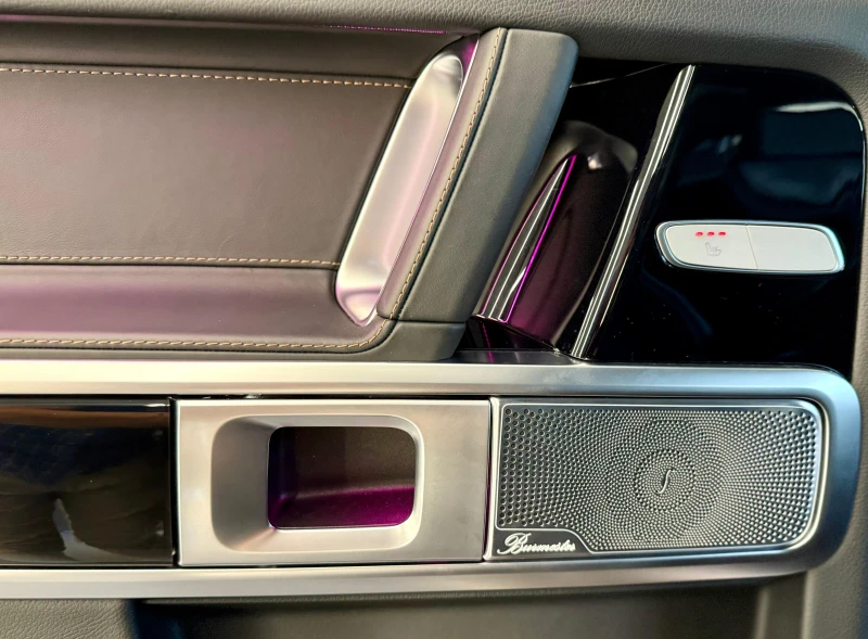 Mercedes-Benz G 63 AMG Burmester* AMG* Лизинг* Гаранция, снимка 14 - Автомобили и джипове - 51497942