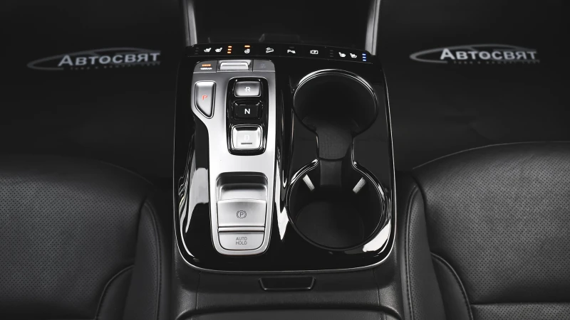 Hyundai Tucson 1.6 T-GDi PREMIUM Plug-in Hybrid 4x4 Automatic, снимка 11 - Автомобили и джипове - 52391943