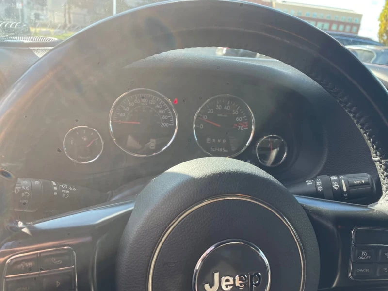 Jeep Wrangler 2018 Rubicon * CARFAX * БЕЗ ПЪРВОНАЧАЛНА ВНОСКА, снимка 8 - Автомобили и джипове - 52901148