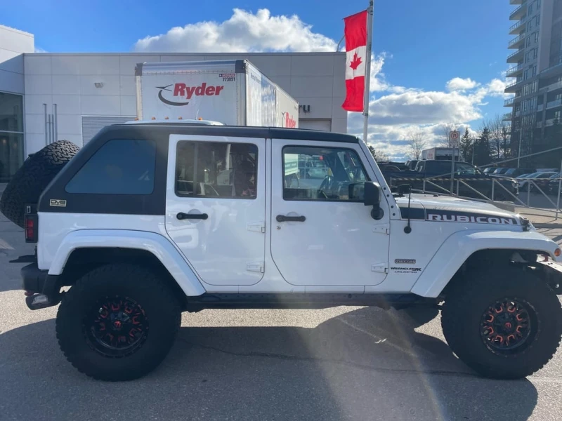 Jeep Wrangler 2018 Rubicon * CARFAX * БЕЗ ПЪРВОНАЧАЛНА ВНОСКА, снимка 4 - Автомобили и джипове - 52901148