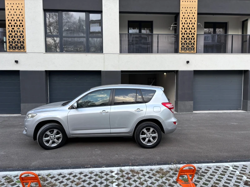 Toyota Rav4, снимка 3 - Автомобили и джипове - 53341381