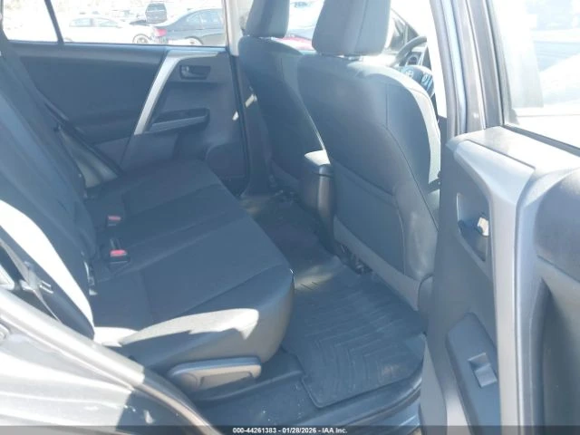 Toyota Rav4 LE - изображение 8