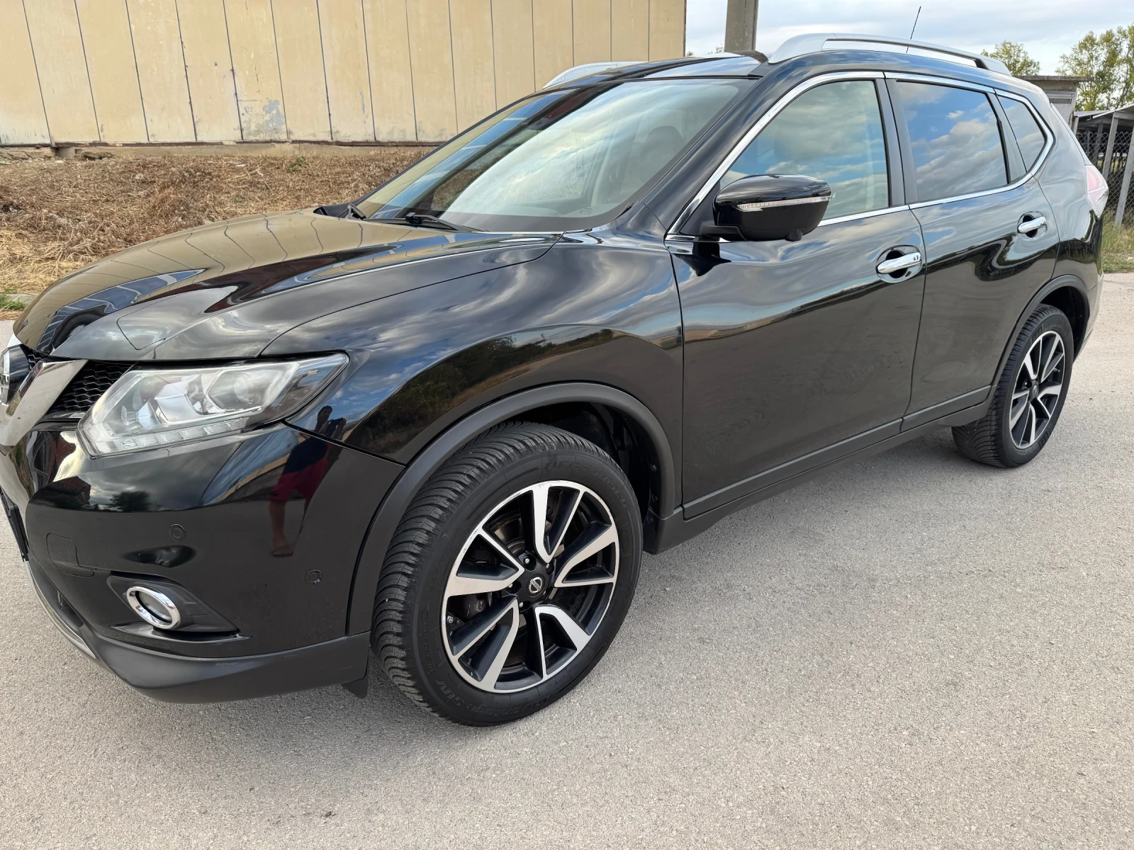 Nissan X-trail 1.6DCI TEKKNA 4х4 - изображение 3