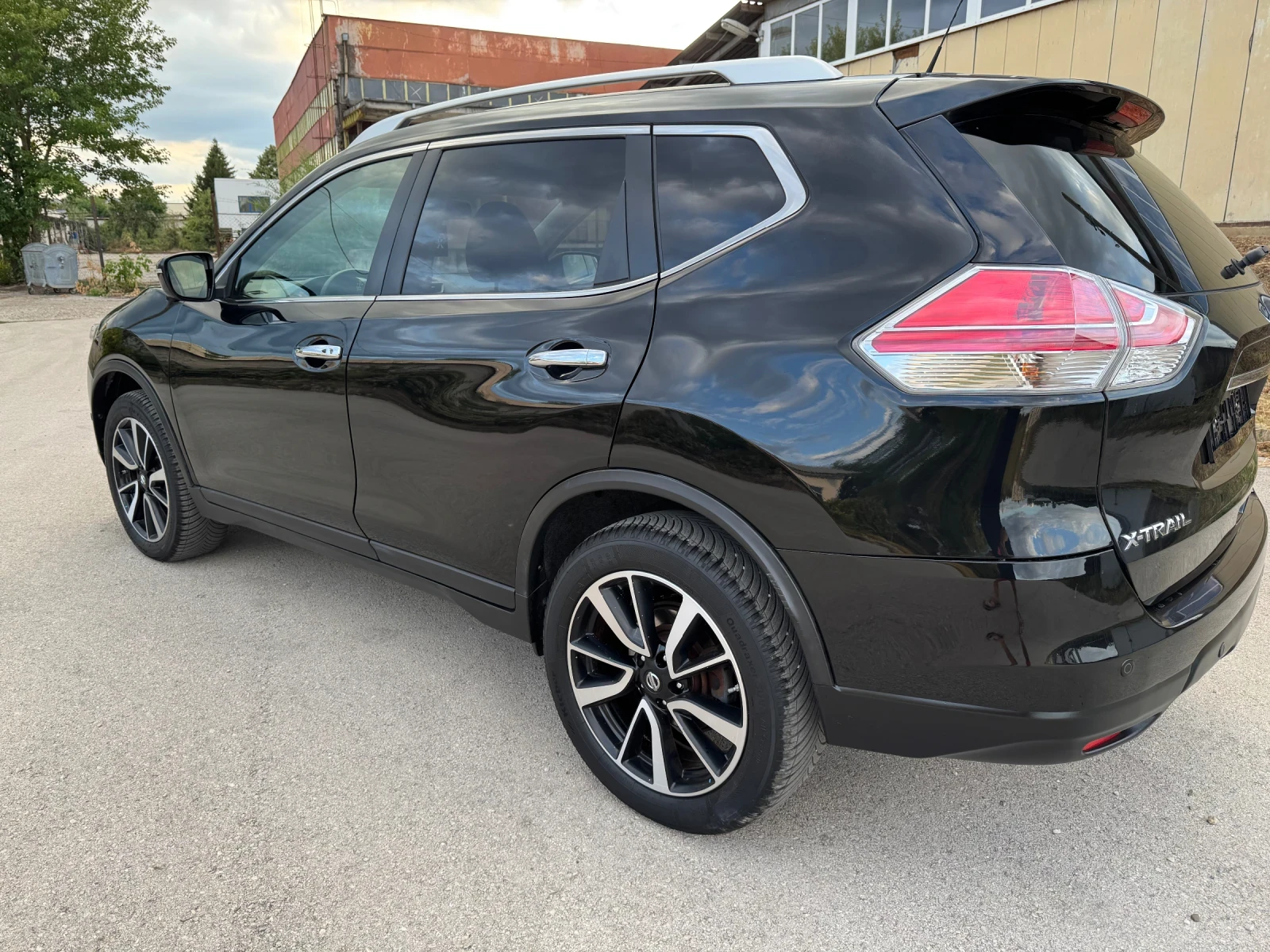 Nissan X-trail 1.6DCI TEKKNA 4х4 - изображение 4