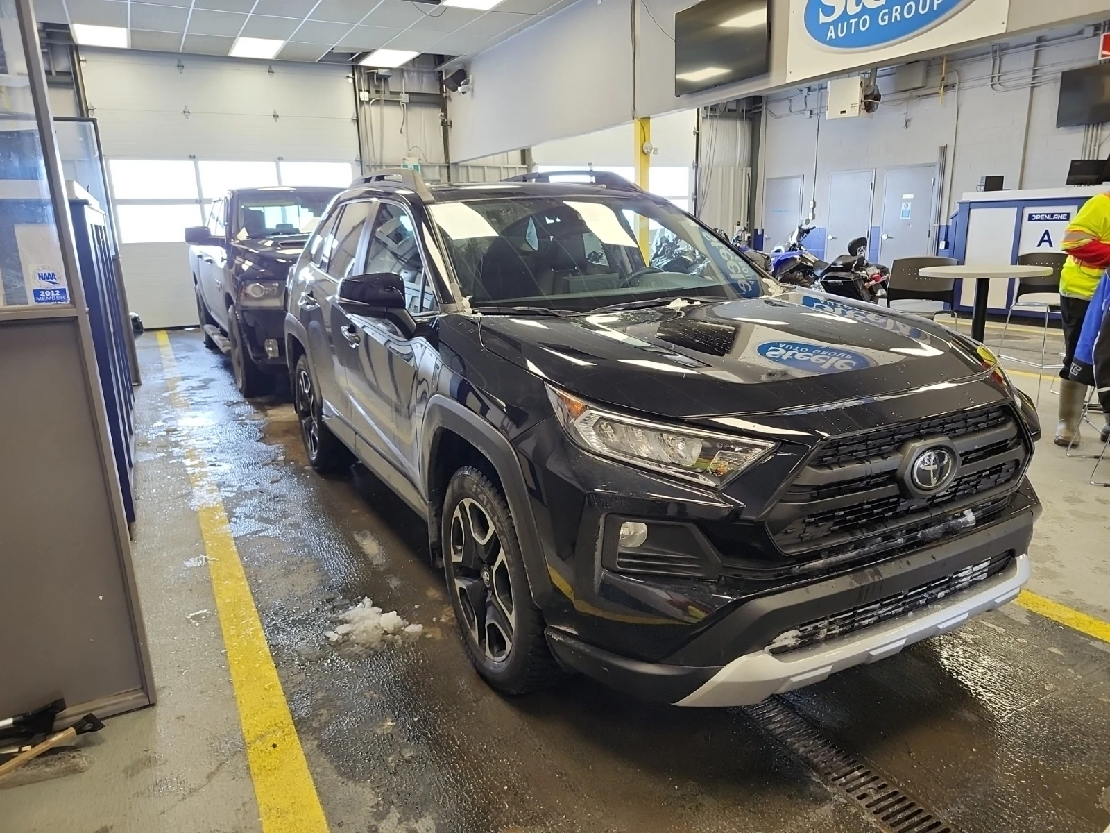 Toyota Rav4 2.5L| CARFAX| PANORAMA| 2 КЛЮЧА| БЕЗ ПЪРВОНАЧАЛНА  - изображение 2