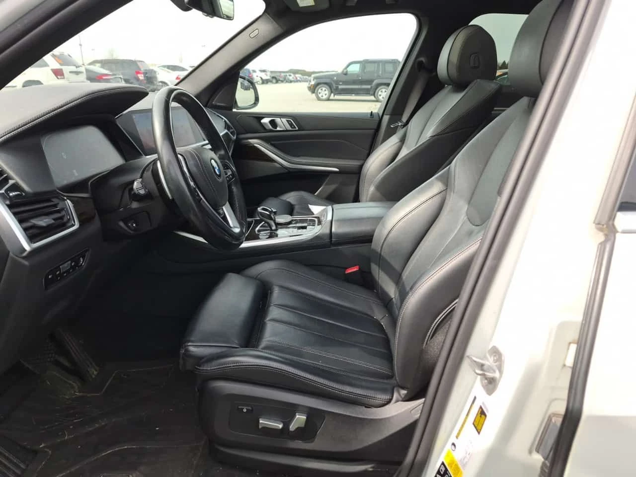 BMW X5 xDrive40i | ПАНО | H/K | АМБИЕНТ | CARFAX, снимка 5 - Автомобили и джипове - 53954850