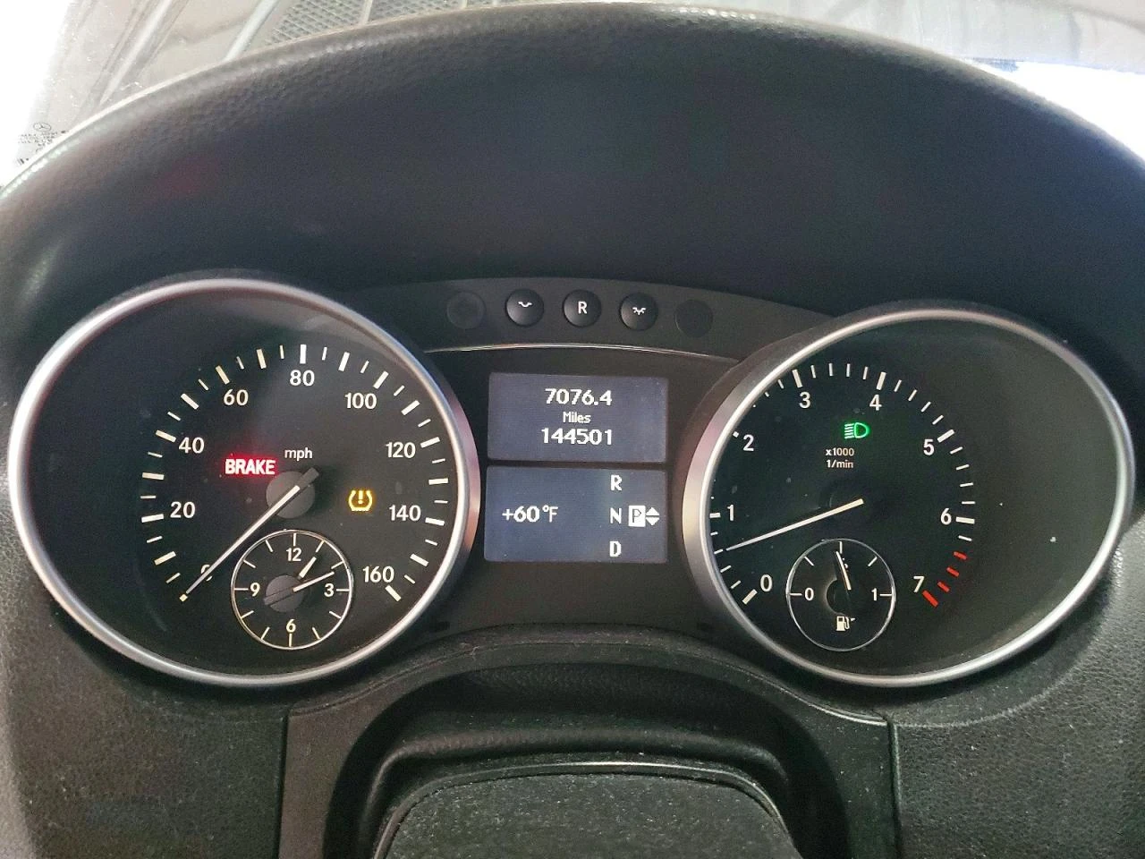 Mercedes-Benz ML 350 350 4MATIC* РЕАЛНИ КМ, снимка 11 - Автомобили и джипове - 54082917