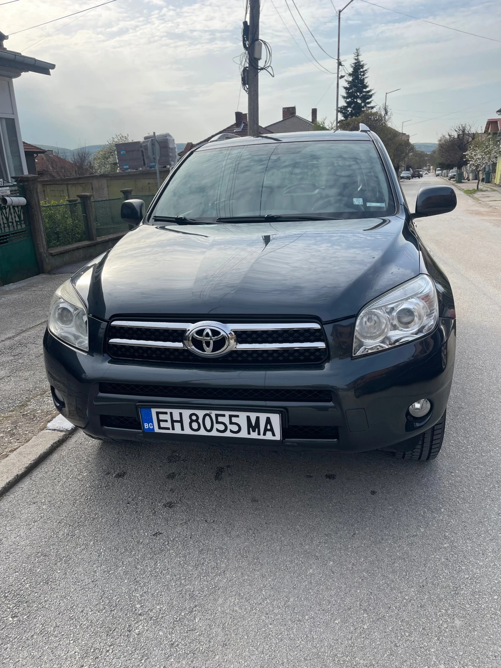 Toyota Rav4, снимка 4 - Автомобили и джипове - 54208339
