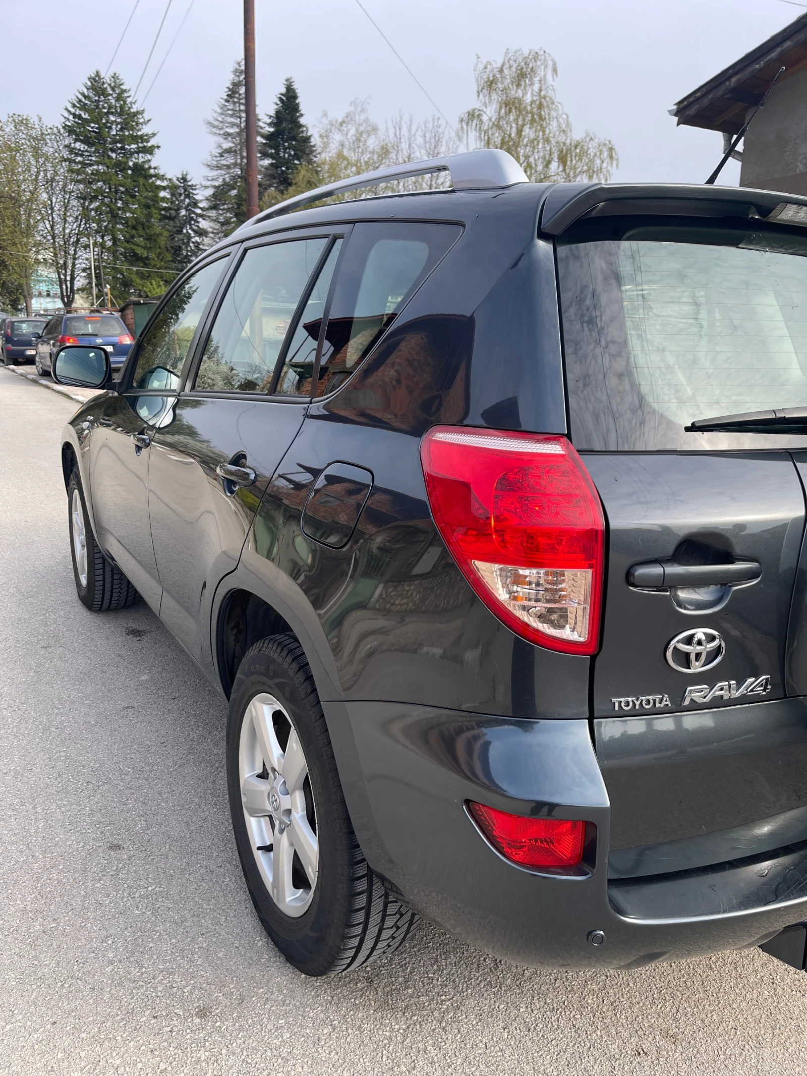 Toyota Rav4, снимка 3 - Автомобили и джипове - 54208339