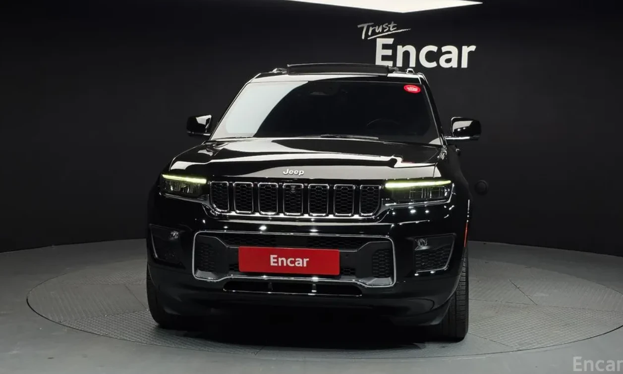 Jeep Grand cherokee OVERLAND L | DISTRONIC , снимка 3 - Автомобили и джипове - 54398412