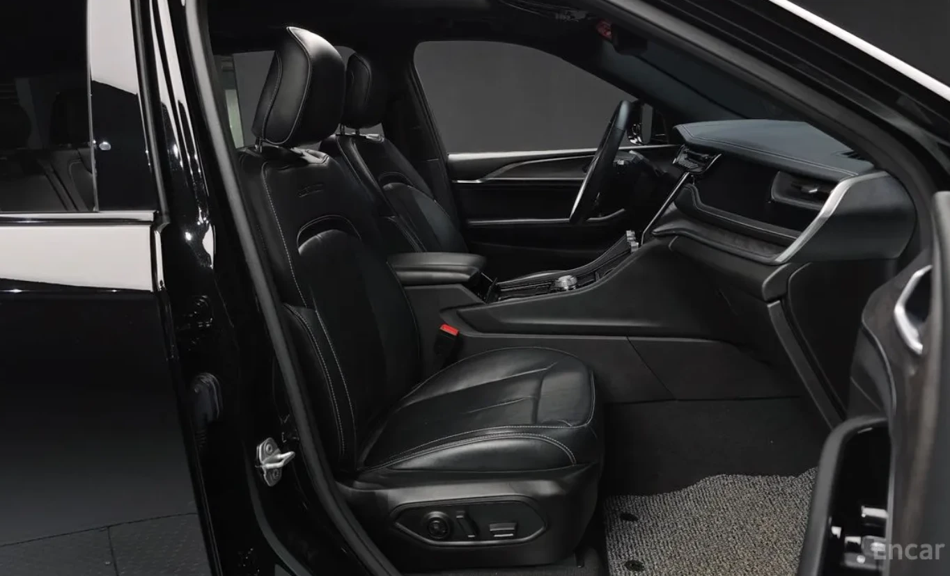 Jeep Grand cherokee OVERLAND L | DISTRONIC , снимка 14 - Автомобили и джипове - 54398412
