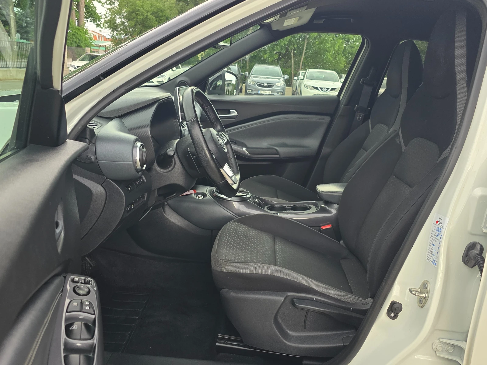 Nissan Juke DIG-T, N-Design, Автомат, 2022г., снимка 9 - Автомобили и джипове - 54666737
