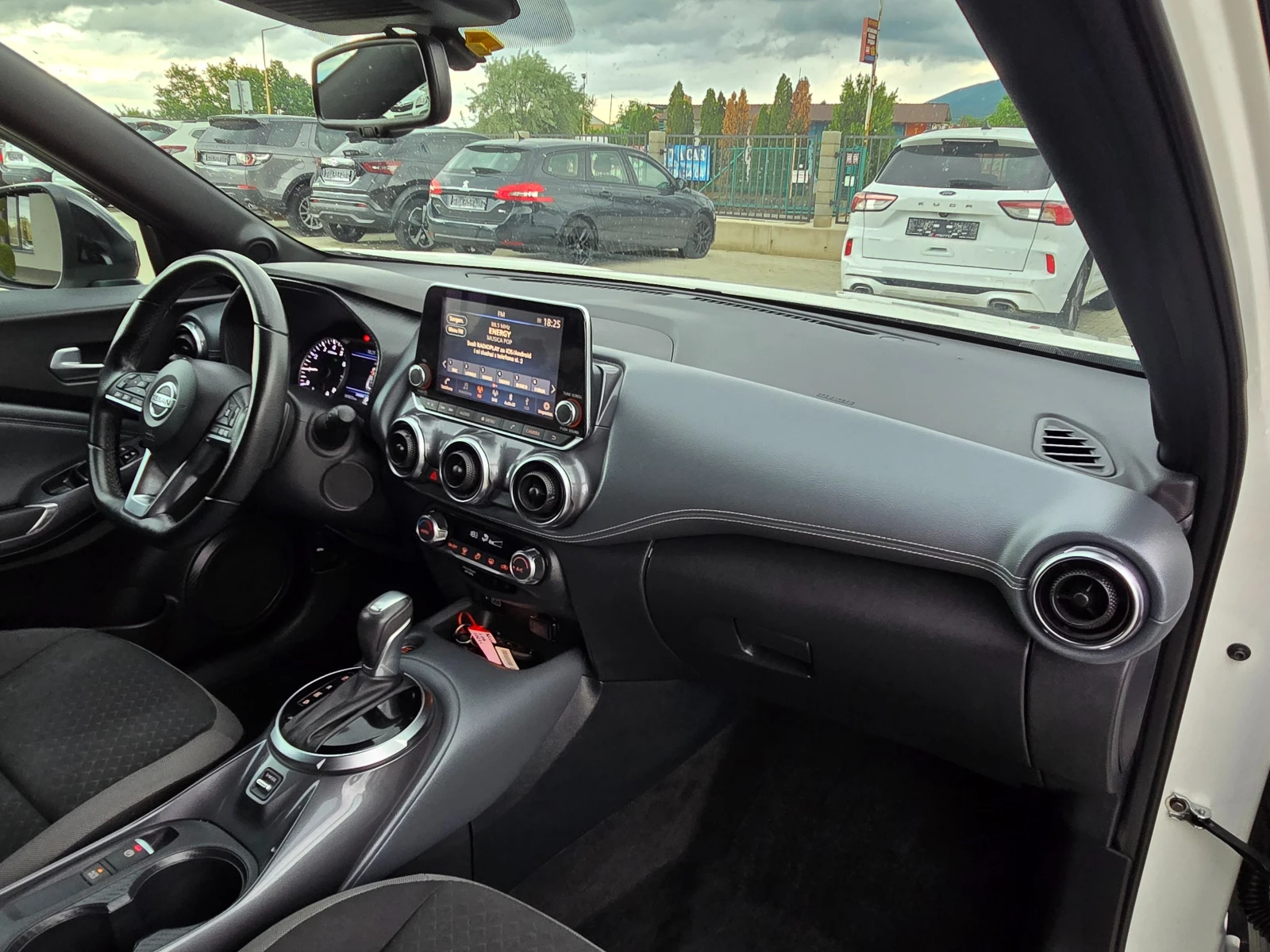 Nissan Juke DIG-T, N-Design, Автомат, 2022г., снимка 12 - Автомобили и джипове - 54666737