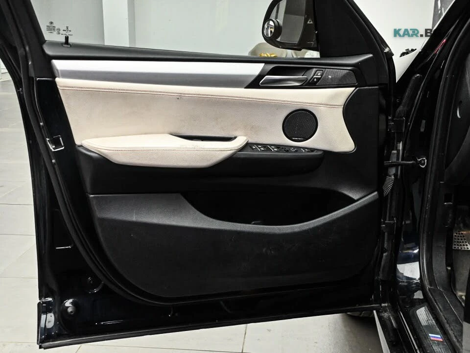 BMW X3 xDrive35i * M-Sport * АвтоКредит* (ЦЕНА ДО БГ), снимка 8 - Автомобили и джипове - 54754432
