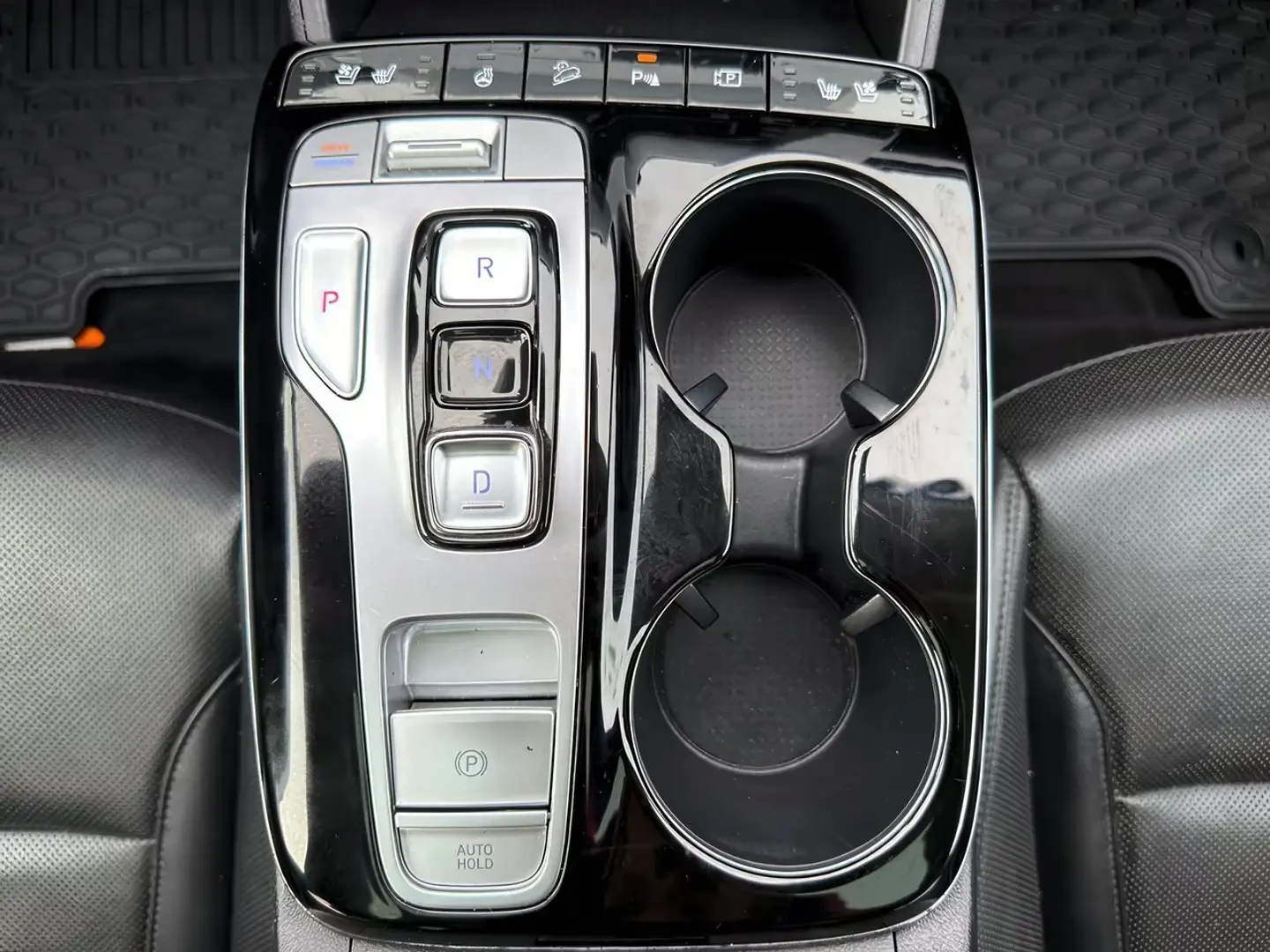Hyundai Tucson Hybrid Ultimate AWD* * , снимка 15 - Автомобили и джипове - 55044449