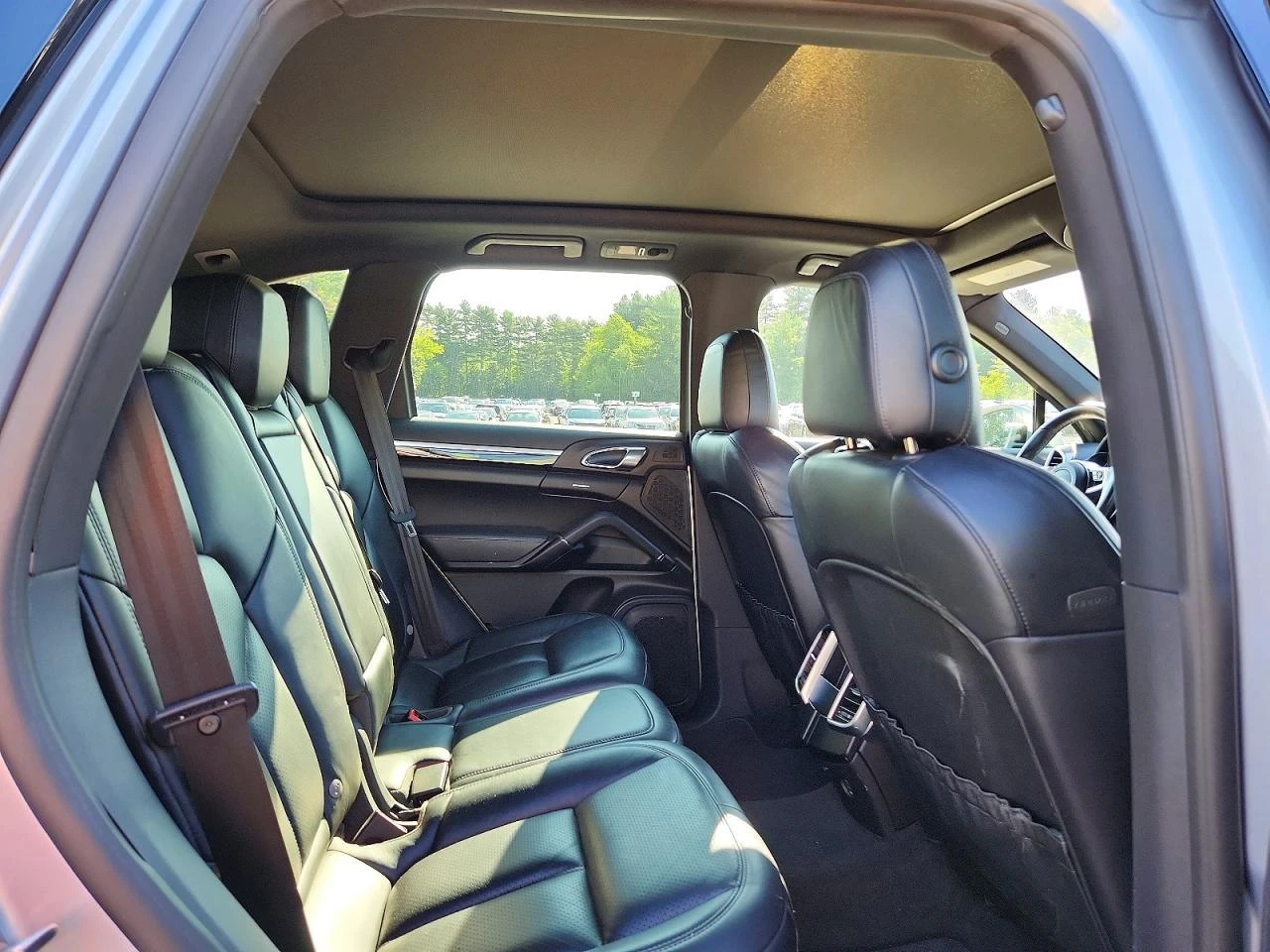 Porsche Cayenne 3.6l, снимка 11 - Автомобили и джипове - 55566611