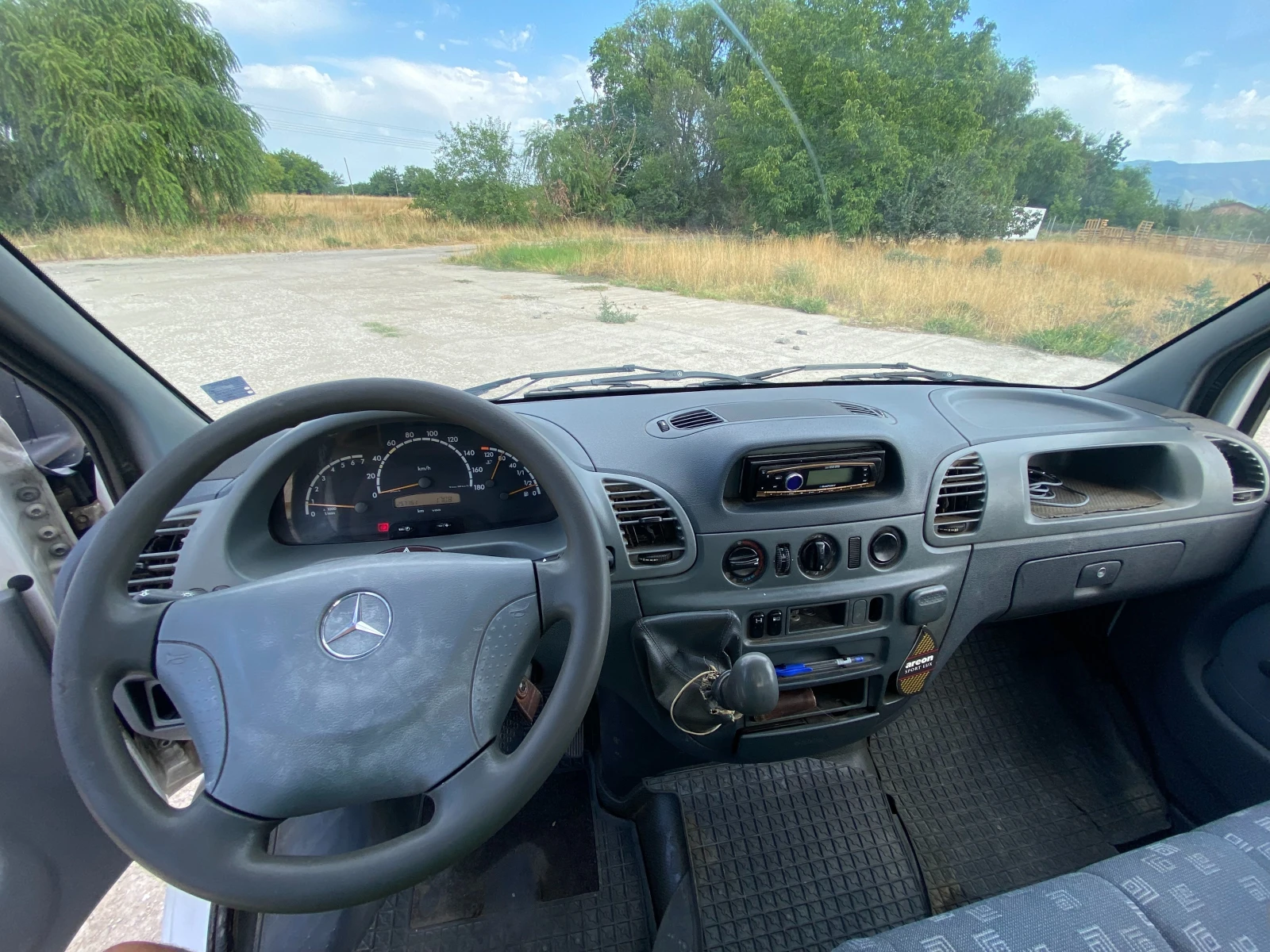 Mercedes-Benz Sprinter 413 2.2CDI, снимка 10 - Бусове и автобуси - 56087811