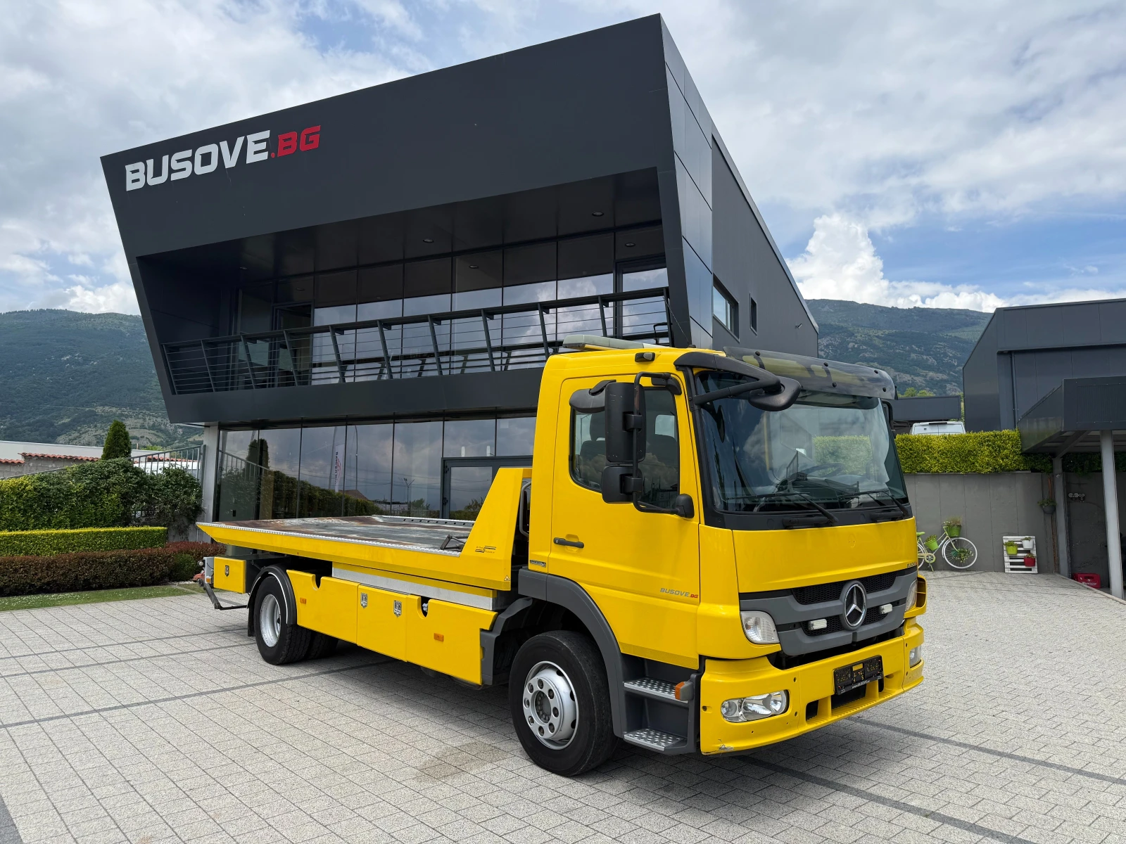 Mercedes-Benz Atego 1224L Euro 5 Специален Платформа 6.20м. Климатик 