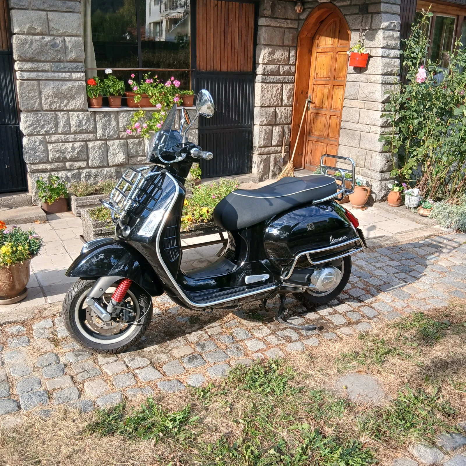 Vespa GTS 125, снимка 11 - Мотоциклети и мототехника - 56154896
