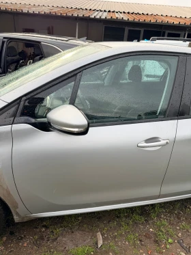 Предна лява врата PEUGEOT 208 Сива/Сив цвят, снимка 1