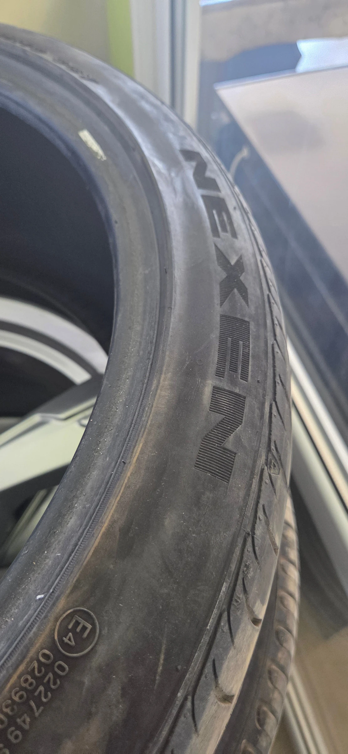  235/40R19 | Mobile.bg   1