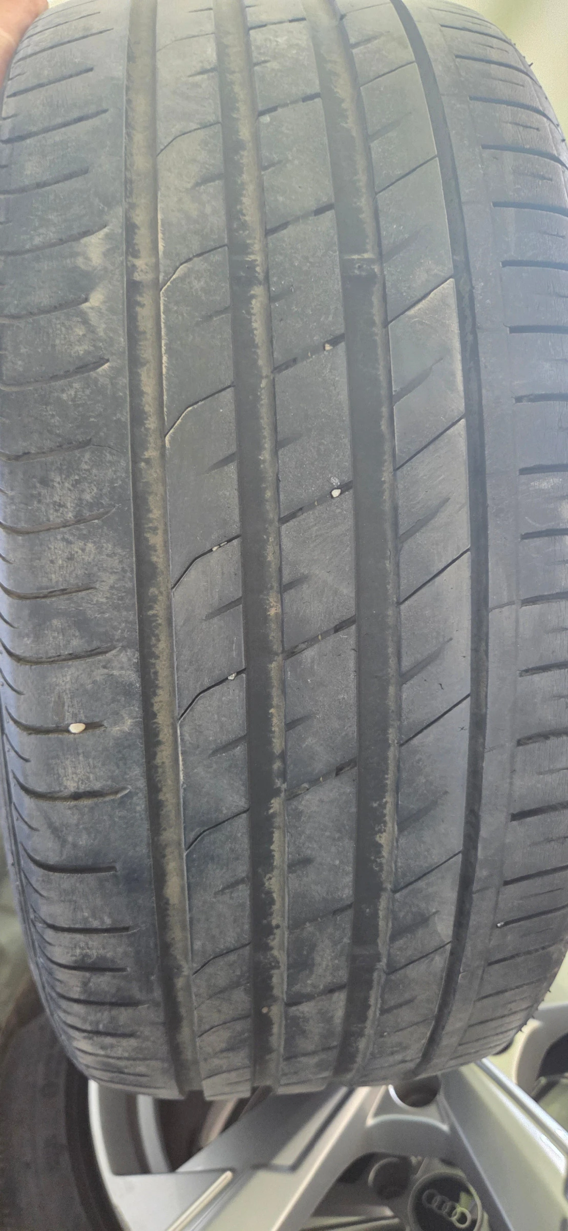  235/40R19 | Mobile.bg   3