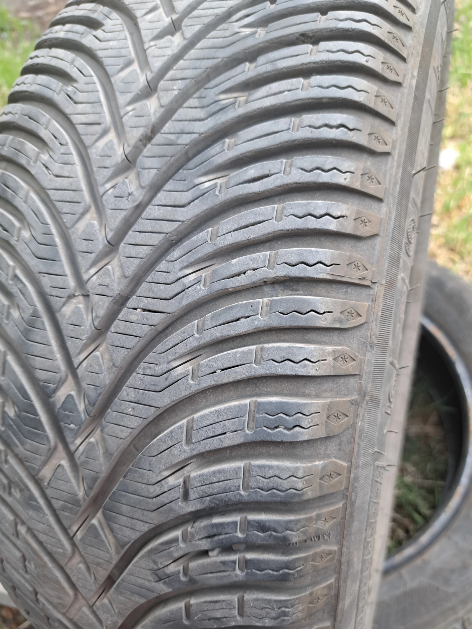 Гуми Зимни 205/55R16