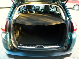 Peugeot 2008 112000км* FACE LIFТ-1.2ТURBO* ALLURE* КАТО НОВО* E, снимка 8 - Автомобили и джипове - 53132613