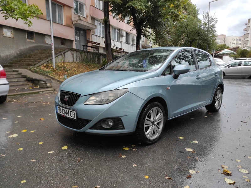 Seat Ibiza 1.4 Газ * клима* , снимка 3 - Автомобили и джипове - 47398720