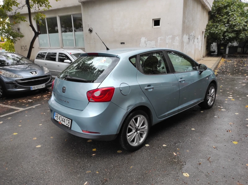 Seat Ibiza 1.4 Газ * клима* , снимка 5 - Автомобили и джипове - 47398720