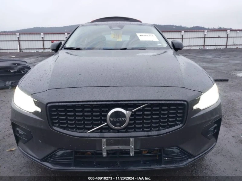 Volvo S60 B5 PLUS DARK THEME / КРАЙНА ЦЕНА ДО БЪЛГАРИЯ!!!, снимка 2 - Автомобили и джипове - 48244096