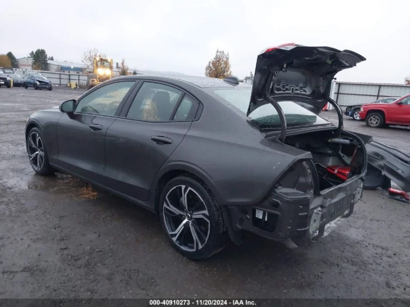 Volvo S60 B5 PLUS DARK THEME / КРАЙНА ЦЕНА ДО БЪЛГАРИЯ!!!, снимка 4 - Автомобили и джипове - 48244096