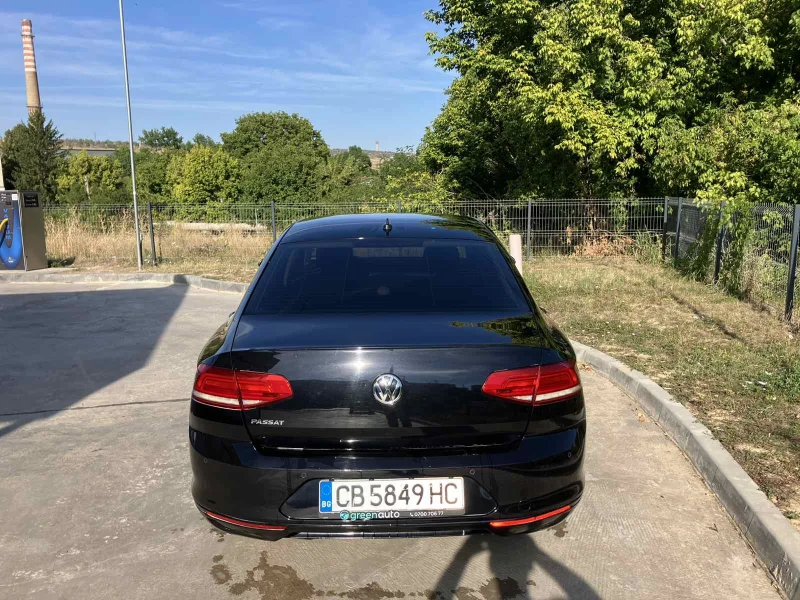 VW Passat B8 95 хил..км реални, снимка 4 - Автомобили и джипове - 51626144