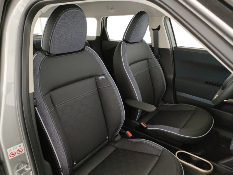 Mini Aceman E , снимка 10 - Автомобили и джипове - 51789793