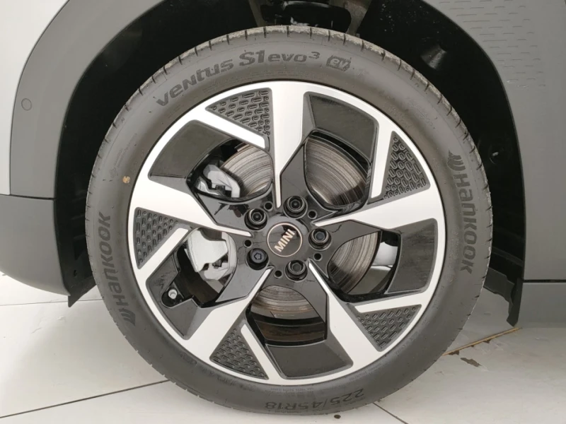 Mini Aceman E , снимка 15 - Автомобили и джипове - 51789793