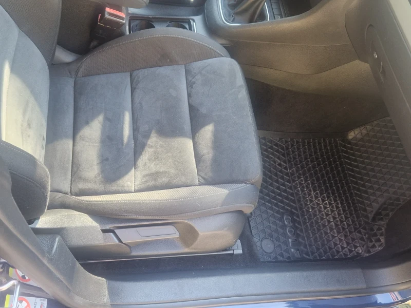 VW Golf Variant, снимка 11 - Автомобили и джипове - 52503675