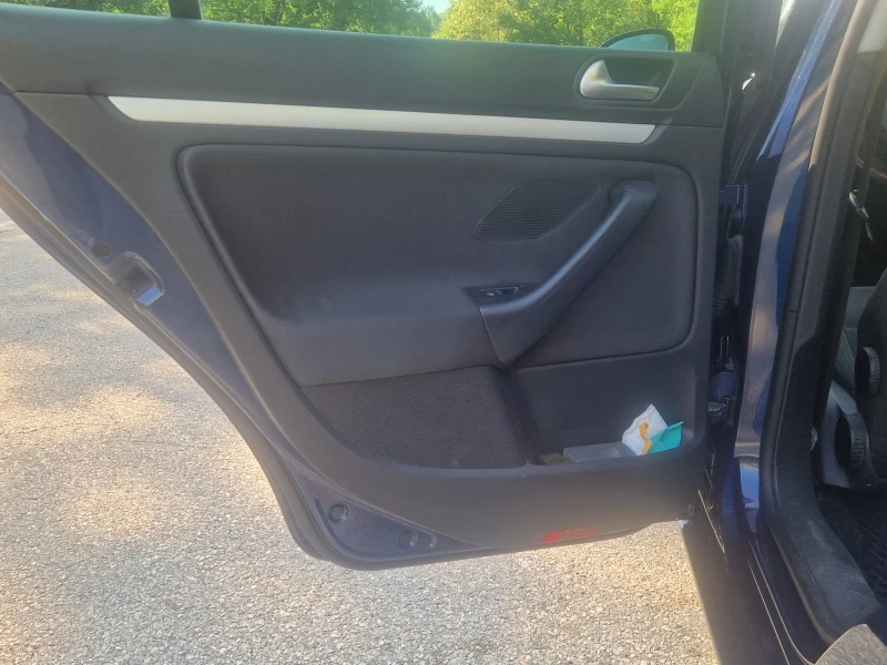 VW Golf Variant, снимка 14 - Автомобили и джипове - 52503675