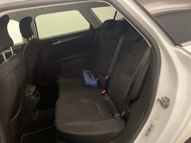 Ford Mondeo 2.0/TITANIUM/150HP/BLUETEC/ACC/KLESS/CAM/LED/943f, снимка 10 - Автомобили и джипове - 52571662