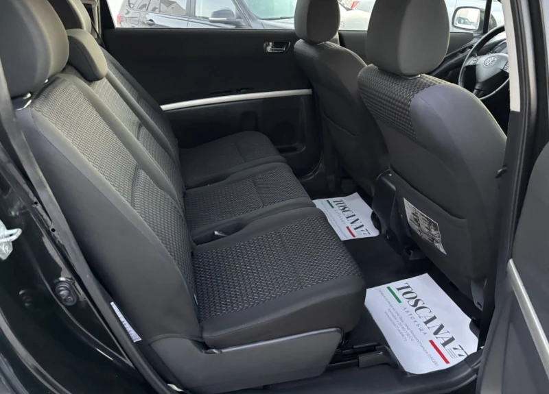 Toyota Corolla verso 2.2d4d* 136к.с.* Face* Navi* Лизинг, снимка 9 - Автомобили и джипове - 52749969