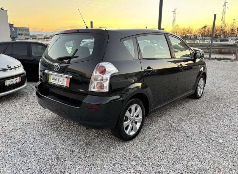 Toyota Corolla verso 2.2d4d* 136к.с.* Face* Navi* Лизинг, снимка 4 - Автомобили и джипове - 52749969