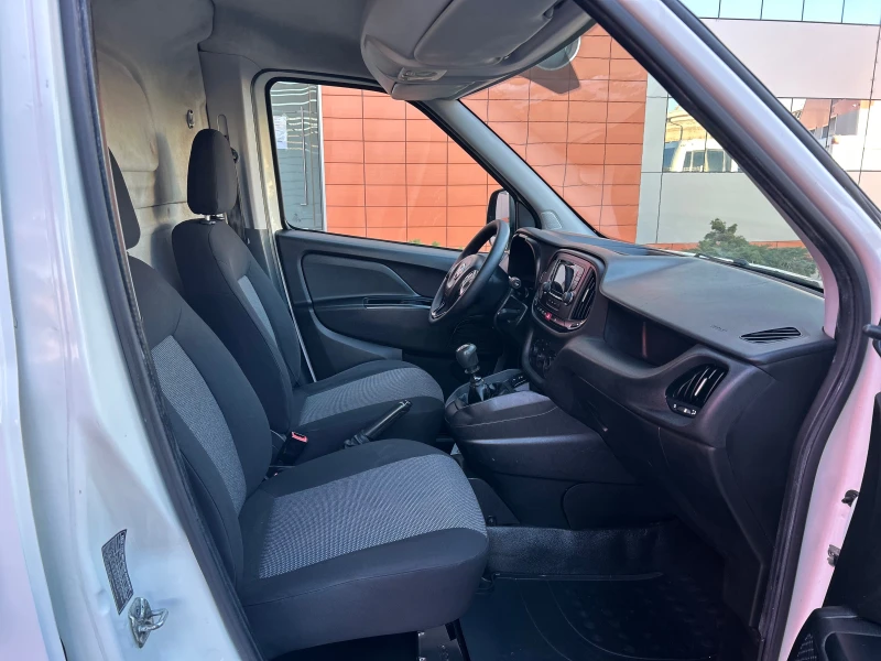 Fiat Doblo 1.6-105к.с-MAXI-2015г-ИТАЛИЯ!, снимка 7 - Автомобили и джипове - 52946607