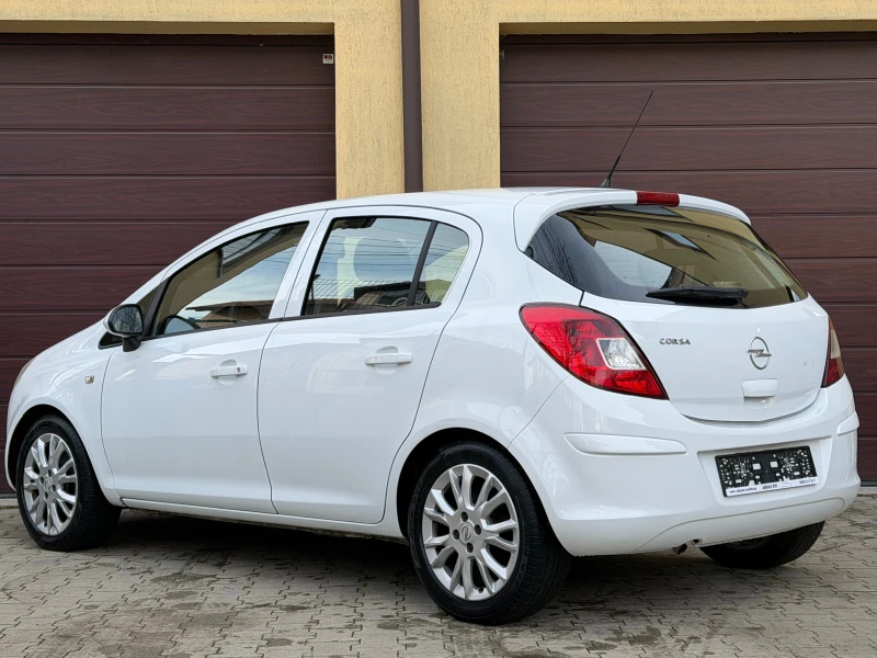 Opel Corsa 1.2 Газ, снимка 6 - Автомобили и джипове - 52976265
