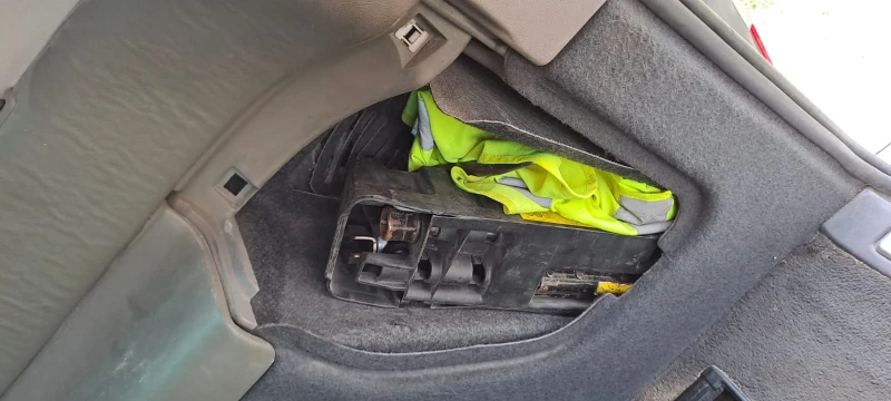 Renault Espace, снимка 17 - Автомобили и джипове - 53226925