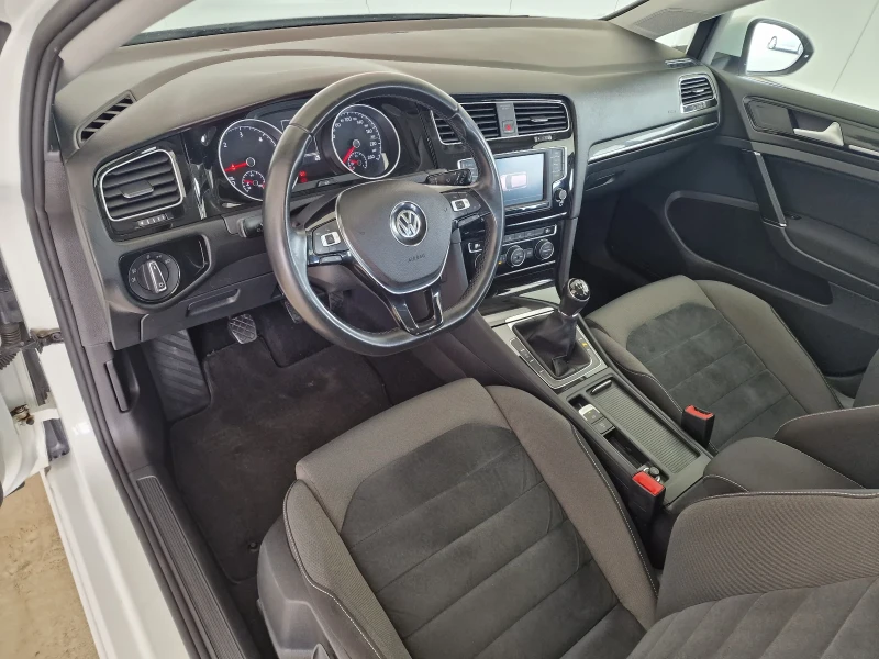 VW Golf 2.0 150kc, снимка 11 - Автомобили и джипове - 53367902