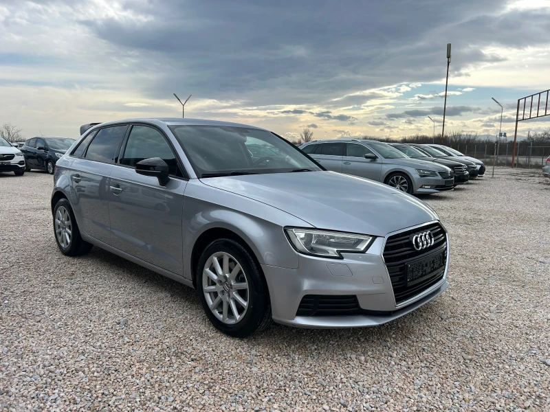 Audi A3 * Automat* Sline* Carbon* Ambient* , снимка 2 - Автомобили и джипове - 53558576