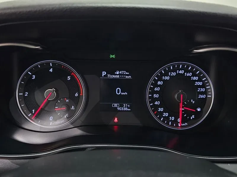 Genesis G70 2.2D ADVANCED, снимка 8 - Автомобили и джипове - 55705086